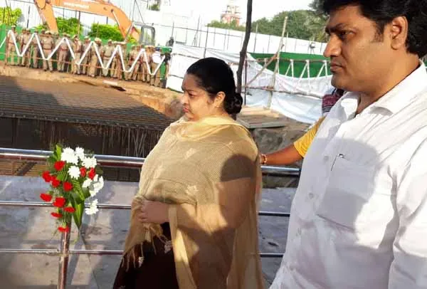 jayalalitha-jdeepa-madhavan