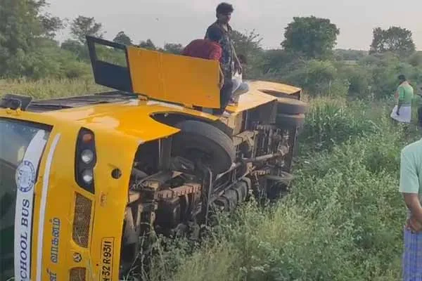 School bus overturned iccident 30 children injured