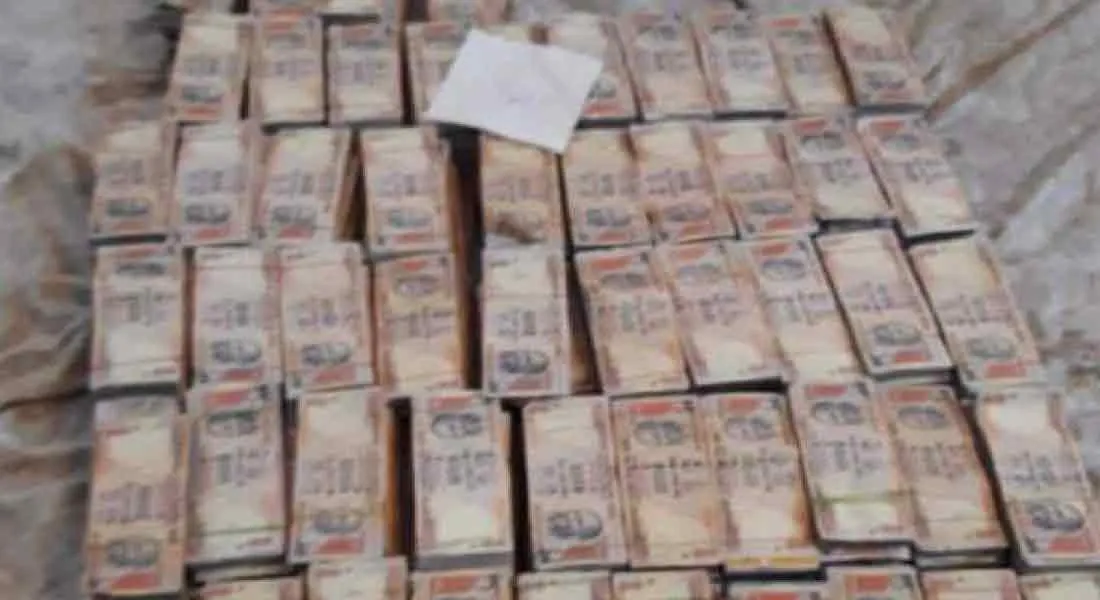 seizes old banknotes at DMK  person home