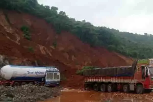 Uttara Kannada Dt Angola Tk Sirur Village NH Landslide incident