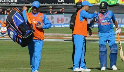 Dhoni