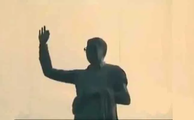 kalaignar statue 