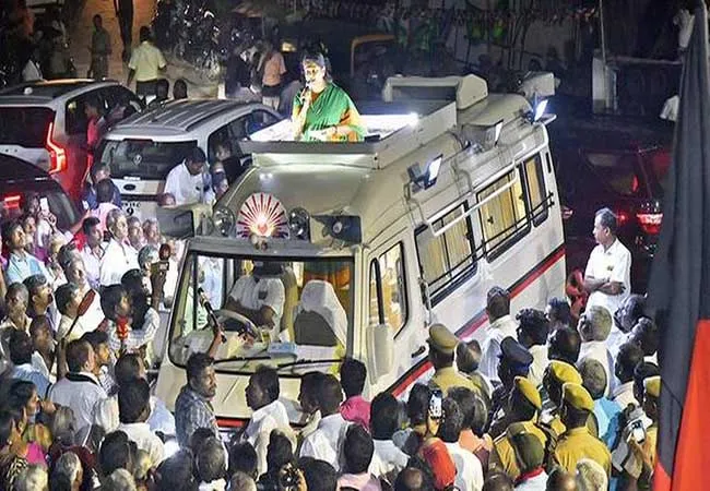 CHENNAI FLEX ISSUE DMK KANIMOZHI MP VIKRAVANDI ASSEMBLY BY ELECTION 