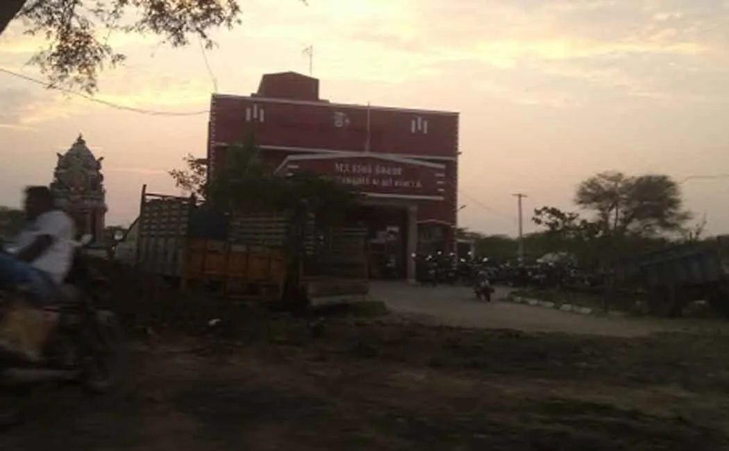 Roadside mystery bag; Handing over to the right person after serious investigation