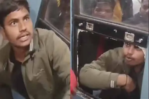 People from the northern states issue a train carrying Tamil Nadu artists