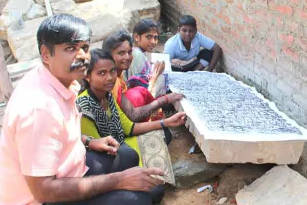 800 year old inscription with beautiful Tamil names found in Sayalgudi!