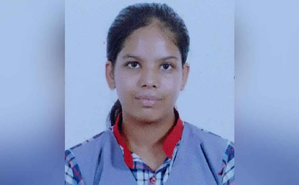 The daughter of the IAS officer who jumped down from the 9th floor