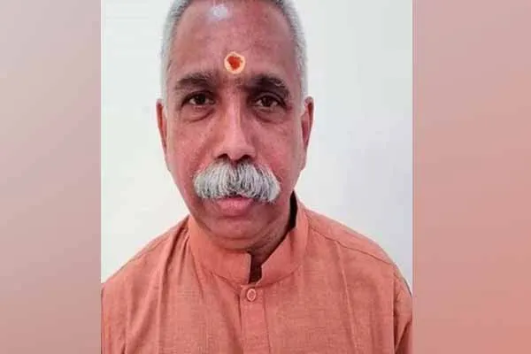 CbCID Officials investigate to BJP executive Kesava Vinayagam 