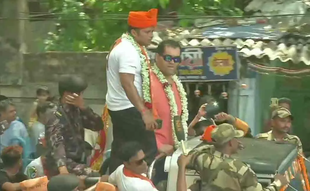 wwe player the great khali campaigning for bjp