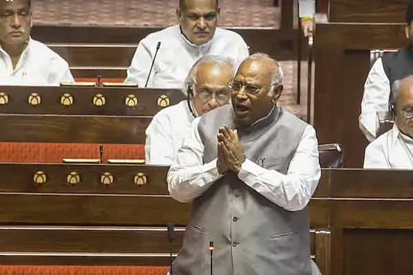 Mallikarjun Kharge challenges Anurag Thakur for Ready to resign if allegations are proven