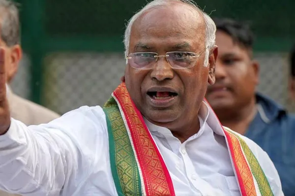 Kharge question Modi, who talks about Thali, why doesn't he talk about Make in India?