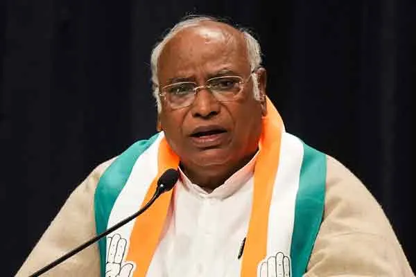  Mallikarjuna Kharge says BJP adds fuel to burning fire