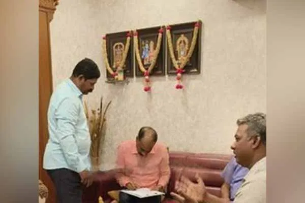 BJP state executive home raided Important documents seized
