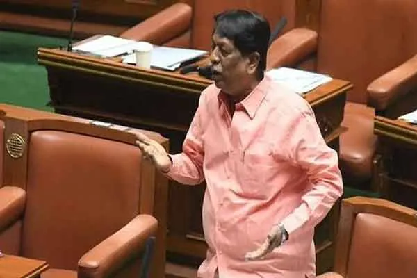 MLA requests Karnataka Congress government should be given free liquor bottles to men