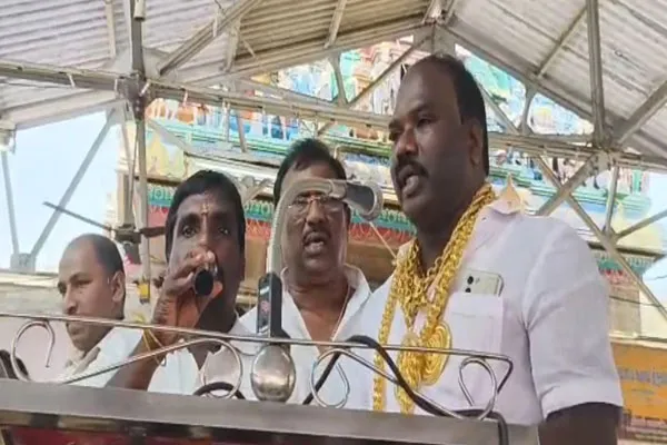Katpadi Union group leader sings the national anthem incorrectl