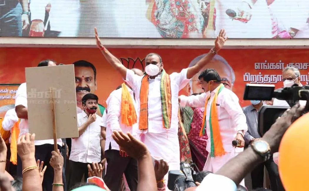 PM modi's birthday celebration chennai police filed 8 cases on L.Murugan