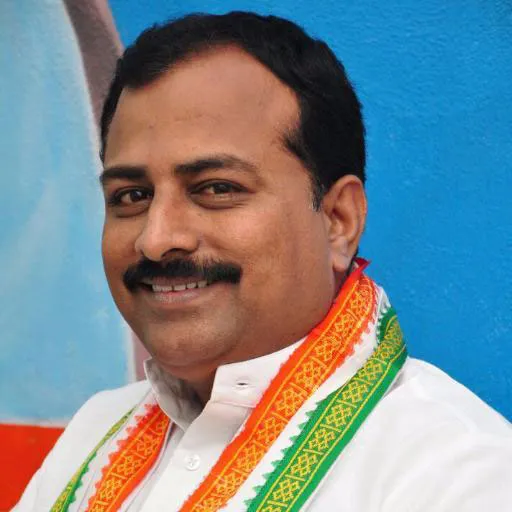 BJP tyirng to change the face of Rajinikanth like MGR -congress minority  Structure