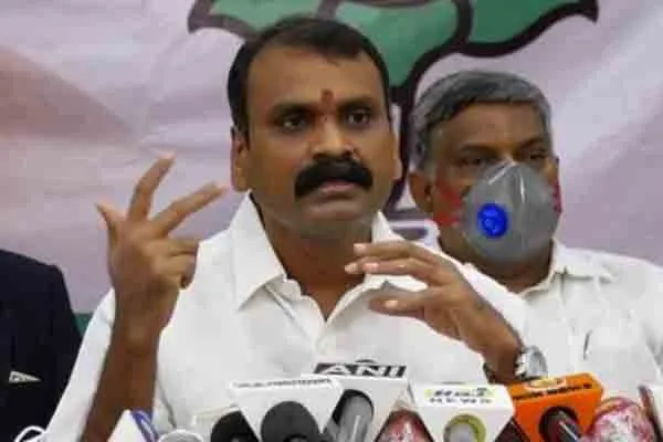 L. Murugan kept moving saying 'Jai Sri Ram', 'Jai Sri Ram' in Erode