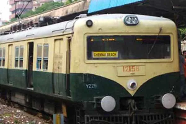 Attention electric train passengers