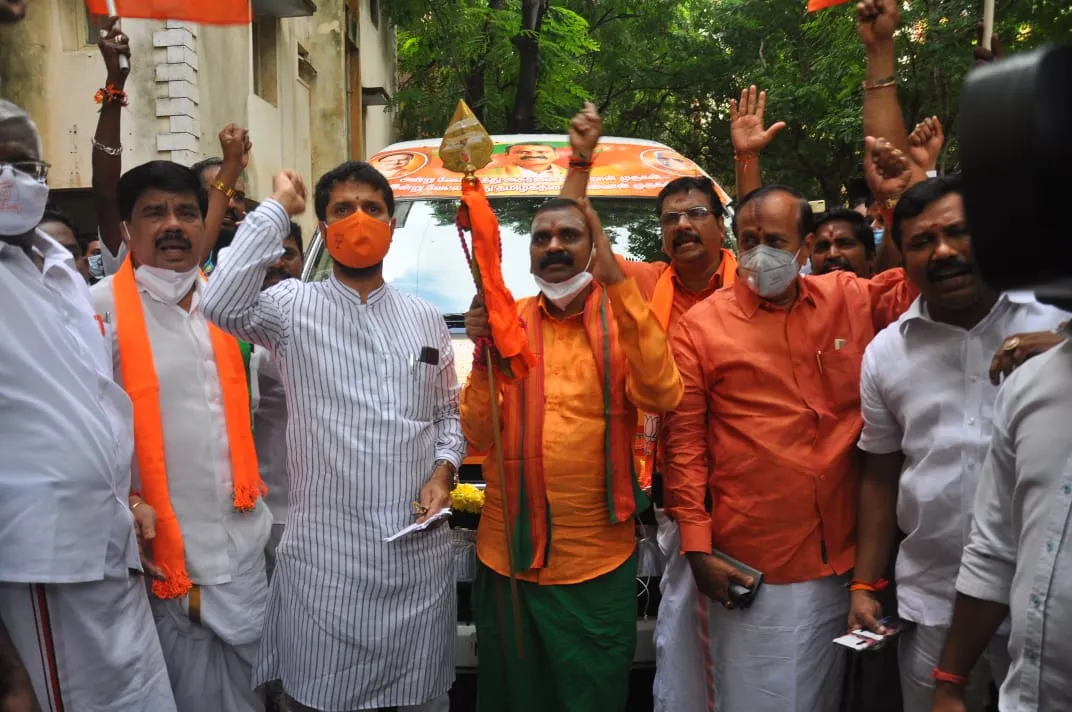 bjp vel yathirai tamilnadu bjp leader l murugan 