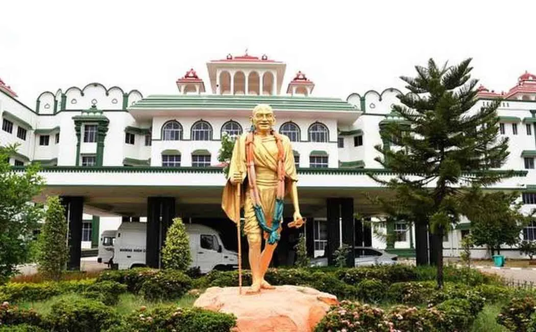 Chess olympiad- a lawsuit demanding inclusion of Prime Minister's picture!