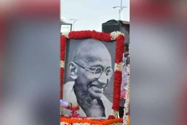 mahatma gandhi anniversary doctors taken sworn 