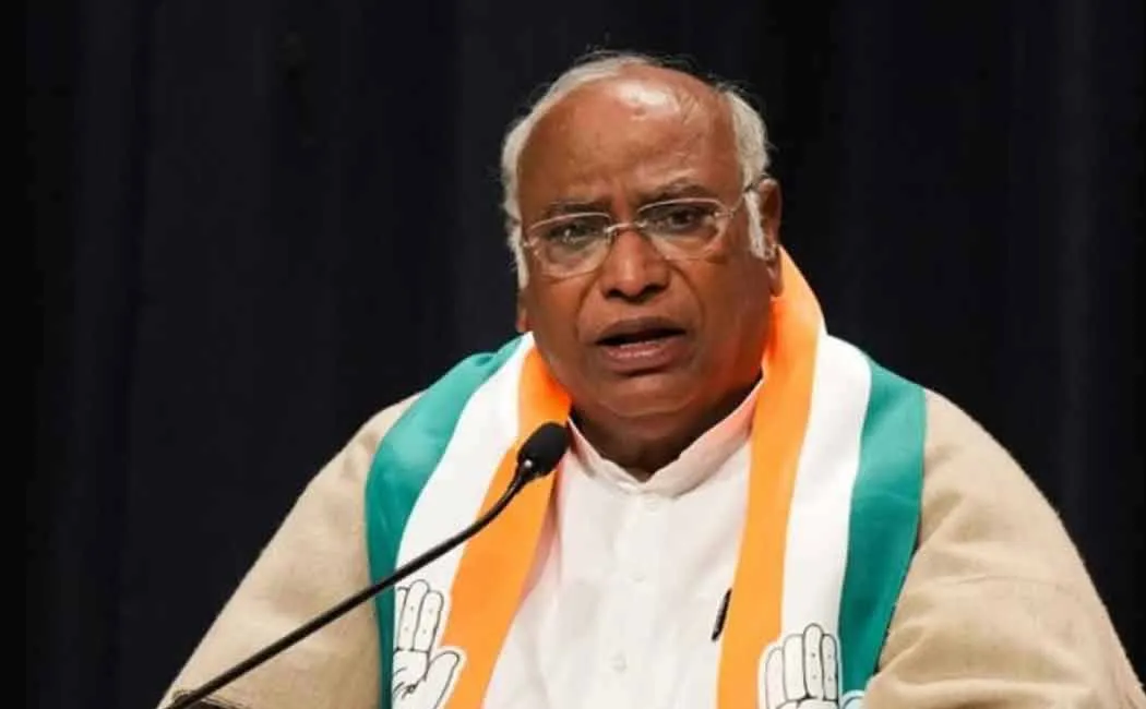 Attempts are underway to weaken the Election Commission Mallikarjuna Kakke