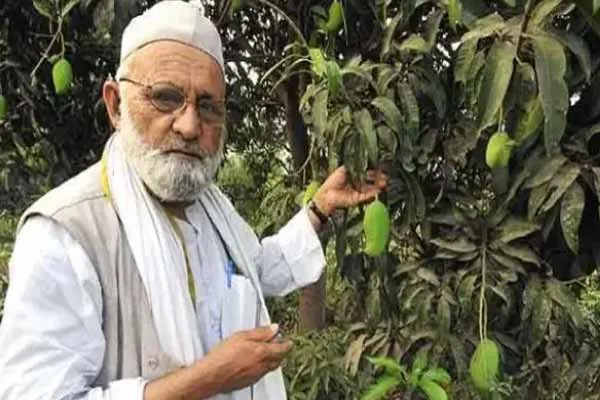 New variety of mango named Rajnath Singh by padma shree awardee