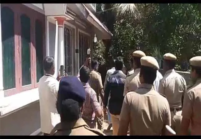 kanyakumari district ssi wilson incident abdul sameem home raid police 
