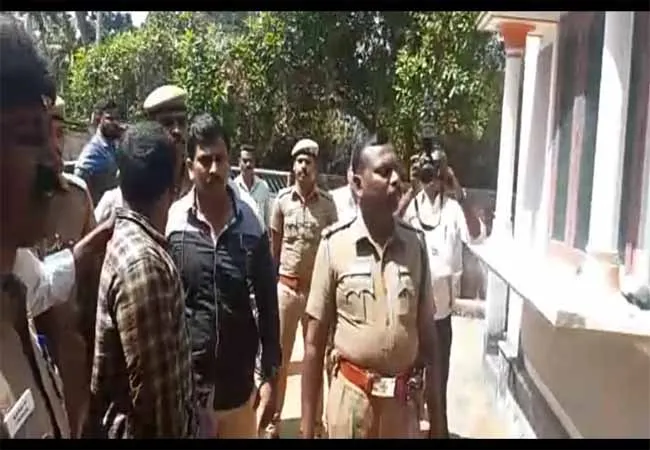 kanyakumari district ssi wilson incident abdul sameem home raid police 