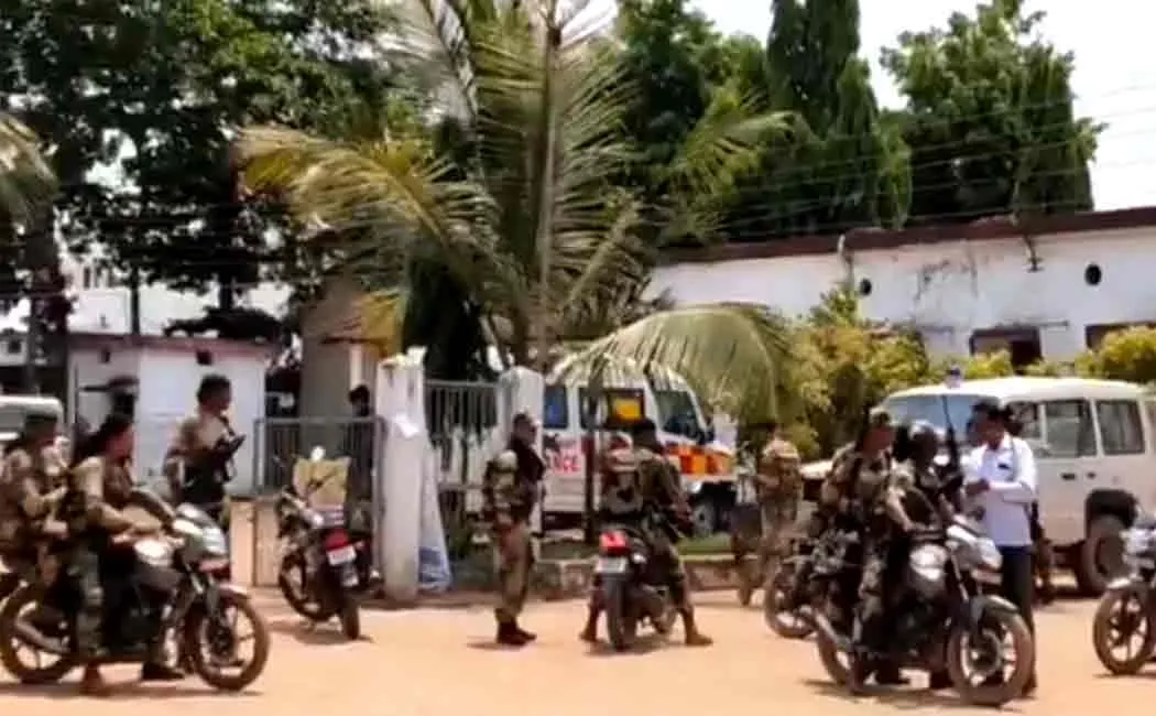 4 bsf soldiers dead in attack of maoist in chattisghar