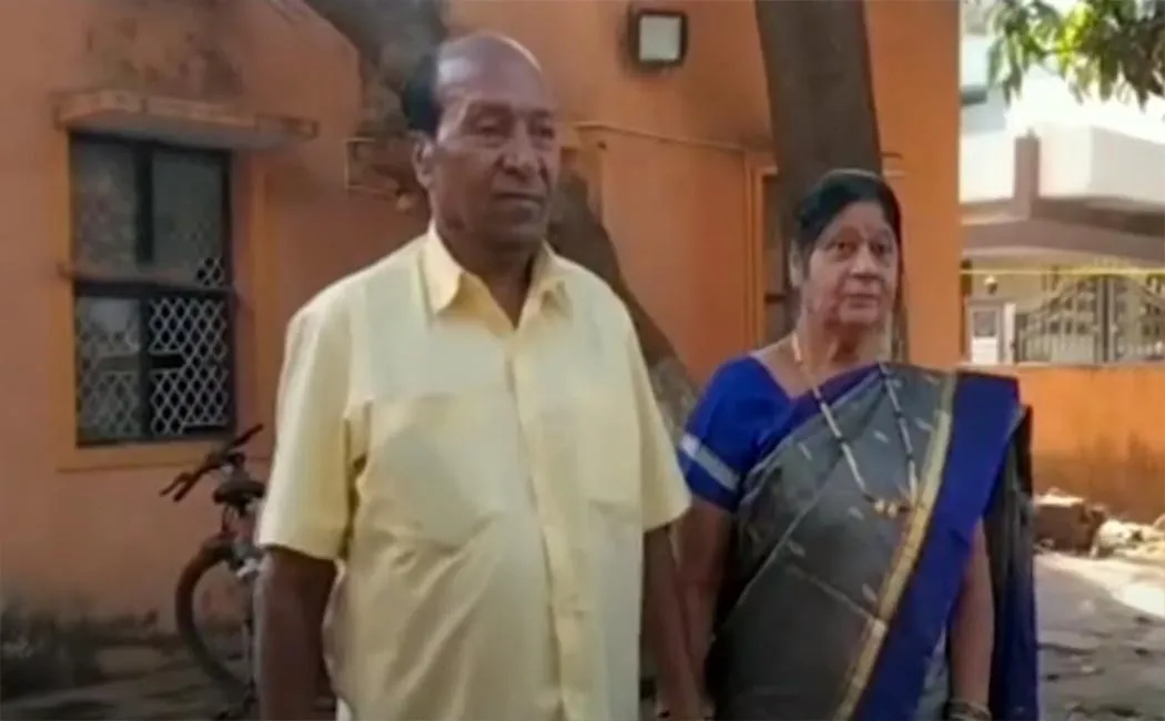 Tamil Nadu government has decided to give saree and vetti in a new design!