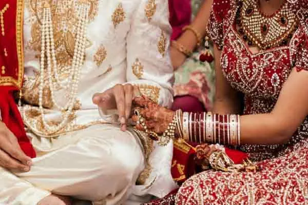 Uttar Pradesh honeymoon couple missing in sikkim