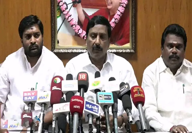 puduvai youngters going to wrong way admk mla anbalagan  Accusation in assembly 