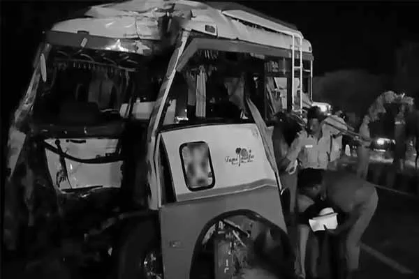 Kallakurichi Dt Ulundurpet near Mettatur Chennai - Trichy Nh incident 