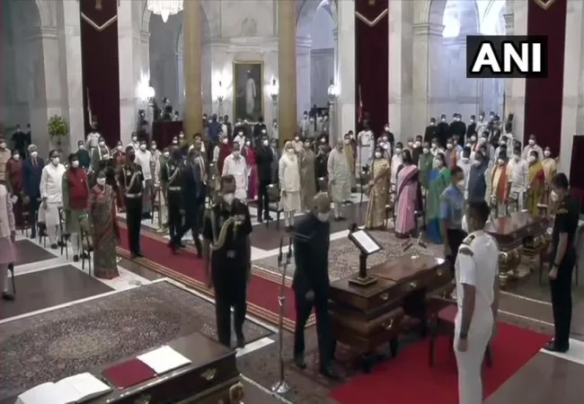 President Ram Nath Kovind arrives at Rashtrapati Bhavan for the swearing-in ceremony of 43 new ministers