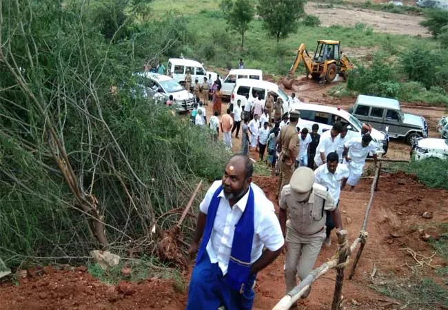  Canal breakage renovation work minister inspection theni district 