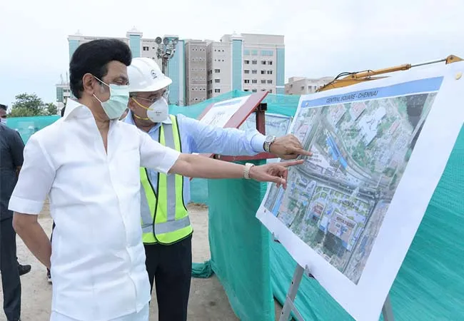 Chief Minister who personally inspected the Metro projects! 