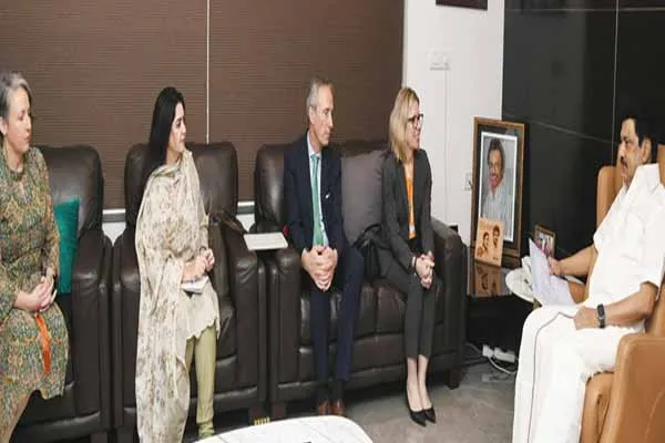World Bank Managing Director meeting with the Prime Minister