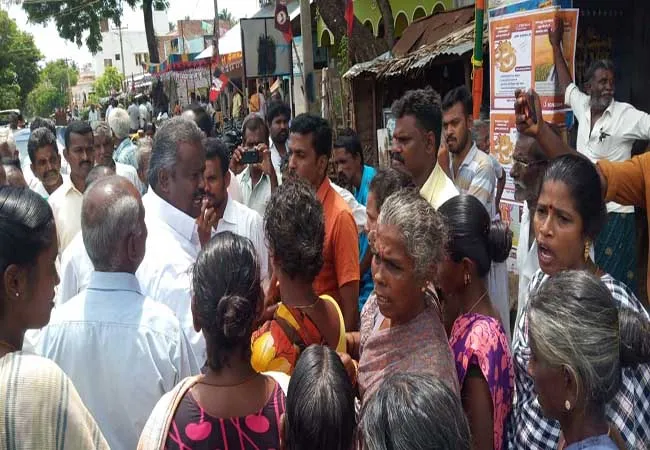 dindigul Don't talk to the MLA  The admk party leaders who intimidate the public