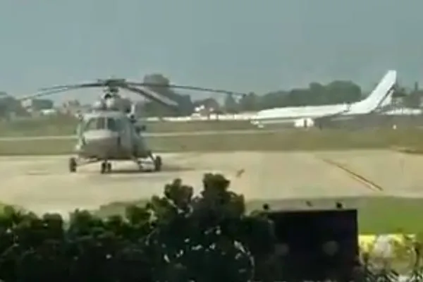 Sudden problem in Prime Minister Modi's plane