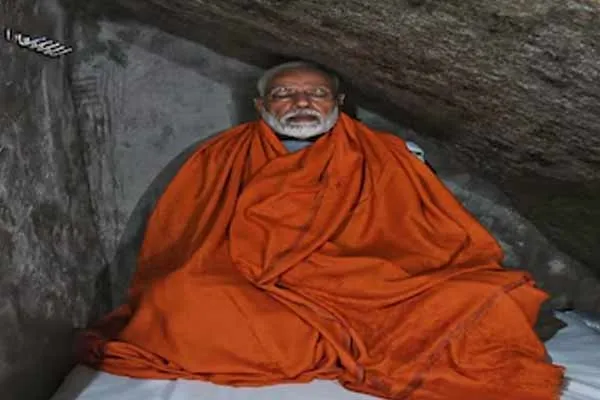 Prime Minister Modi in Vivekananda Hall