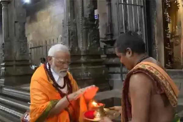 Prime Minister Modi's Darshan at Rameswaram Temple