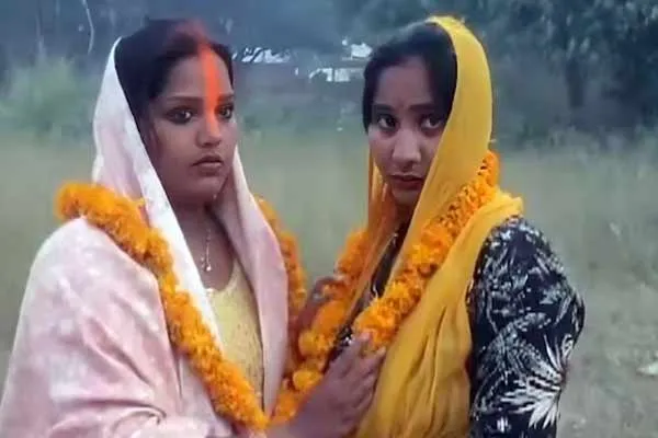 Women who are married to each other are suffering from mental distress due to alcoholic husbands in uttar pradesh