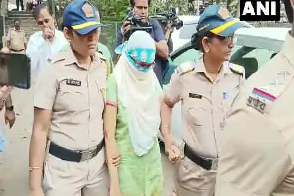 mumbai lalbaug young woman and her mother incident 