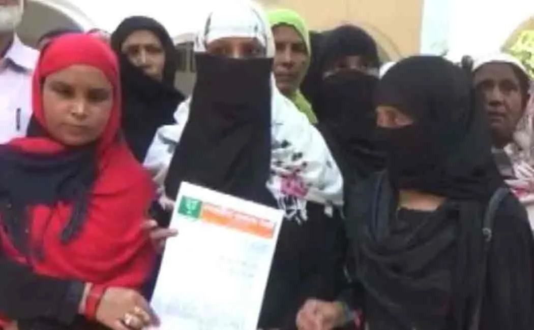 uttarpradesh women bulids temple for modi