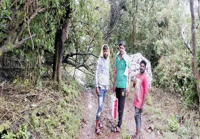 tamilnadu nilgiris heavy rains  flood peoples affected need help 
