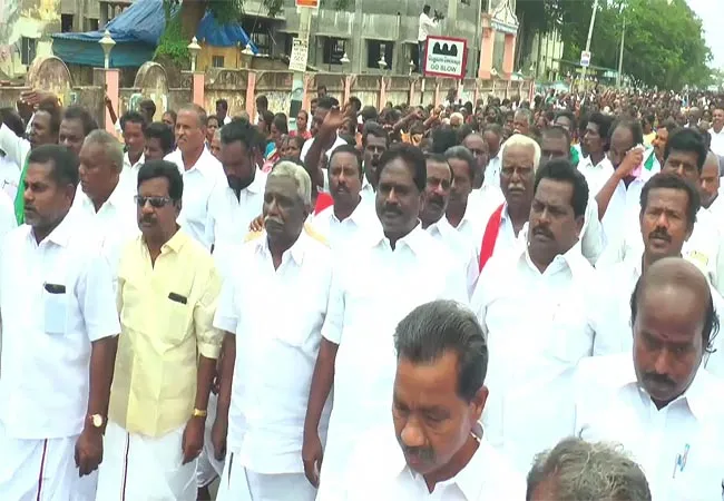 nagai Farmers' rally 'Escape District Collector hydrocarbon project