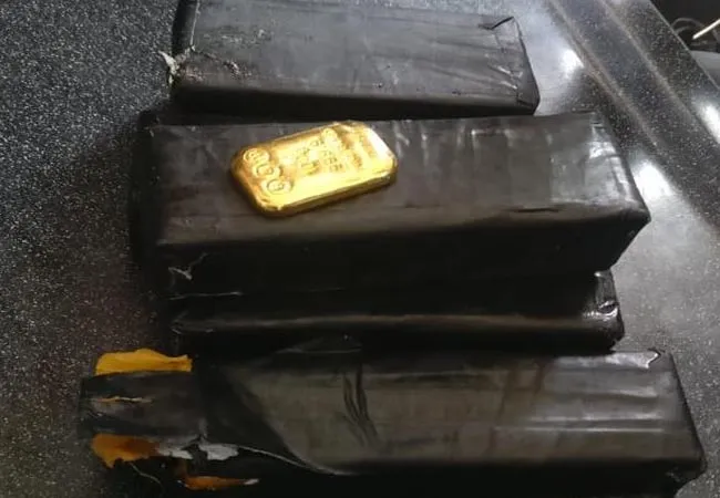 rameshwaram fishermens ilegal activities police seizured gold 