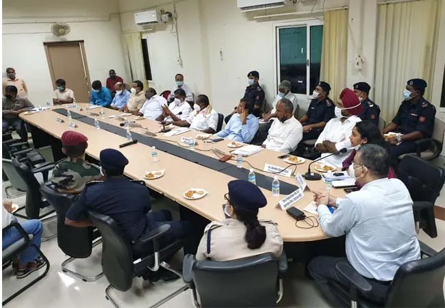 nivar cyclone puducherry cm narayanasmay press meet 
